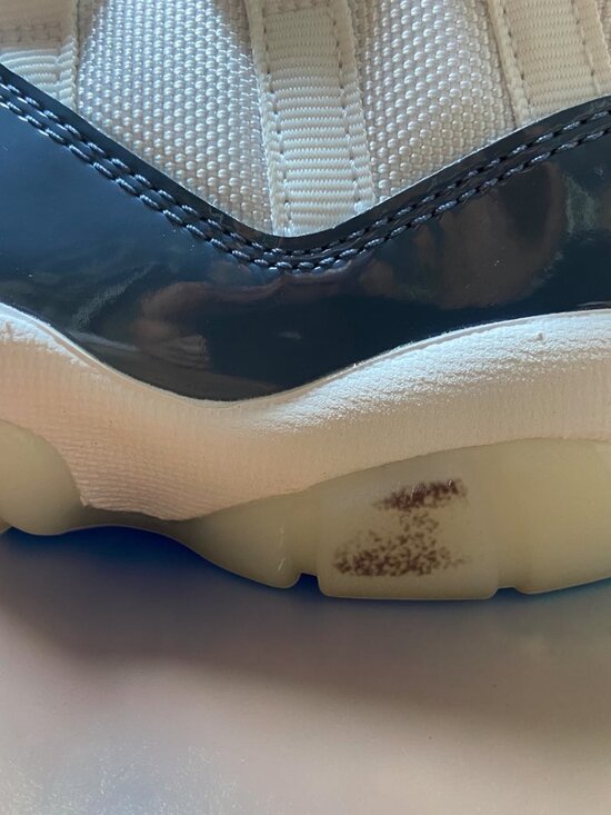 Air Jordan 11 Retro Low Diffused Blue Mens Basketball Shoe Size 11.5 Navy (NEW) main image 4
